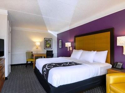 Travelodge By Wyndham Houston Cy-fair Hotel