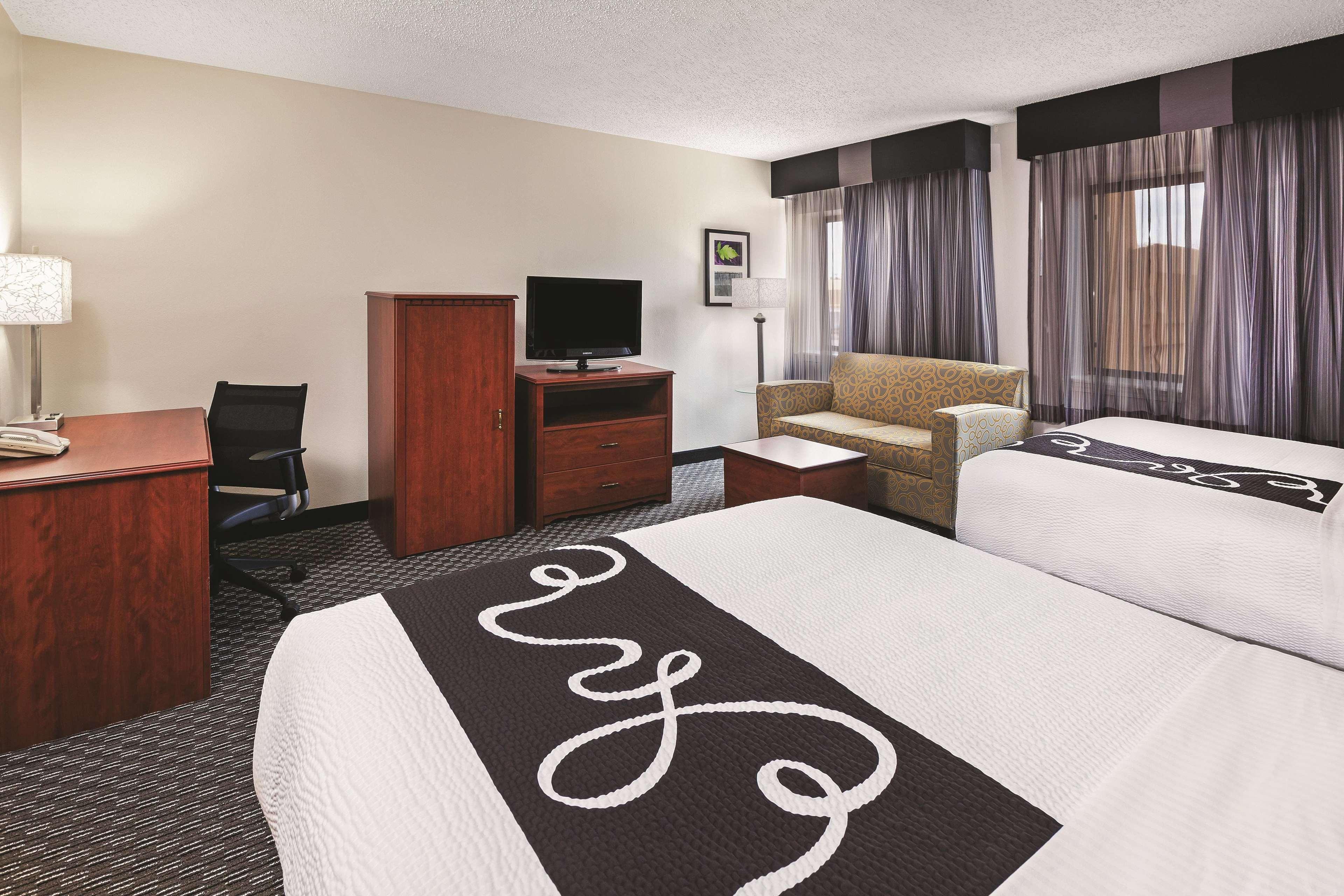 Travelodge By Wyndham Houston Cy-fair