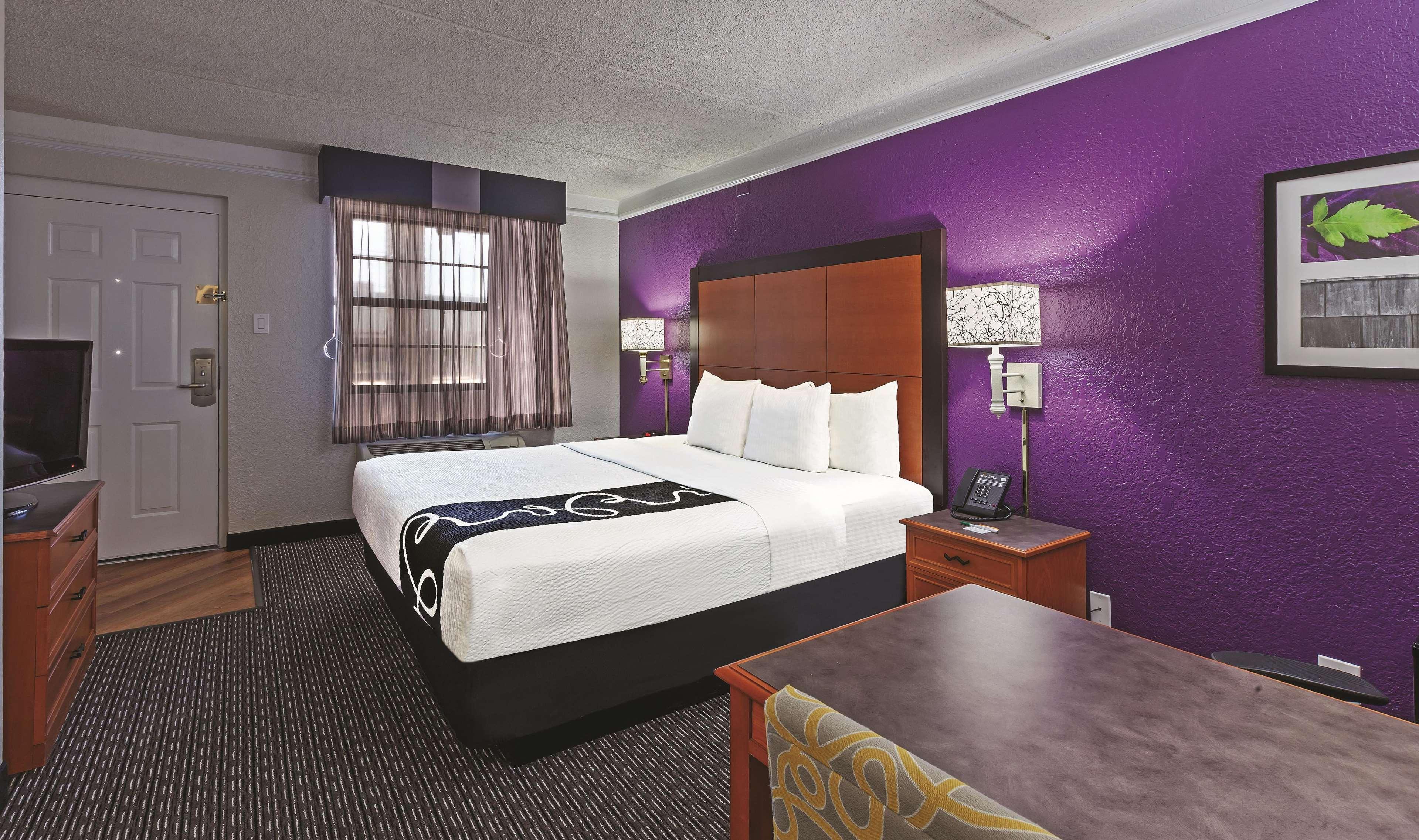 Travelodge By Wyndham Houston Cy-fair 3*