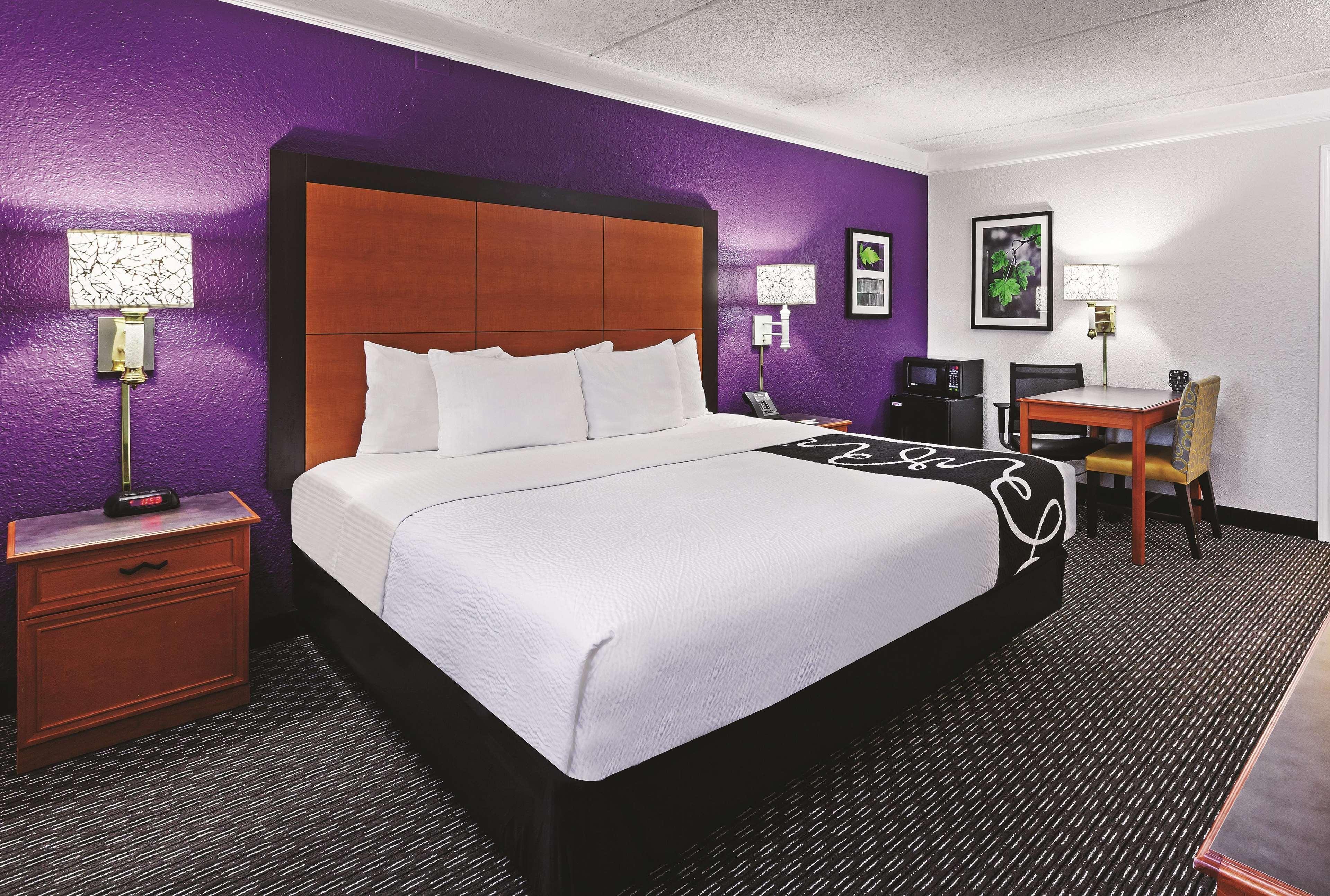 Travelodge By Wyndham Houston Cy-fair