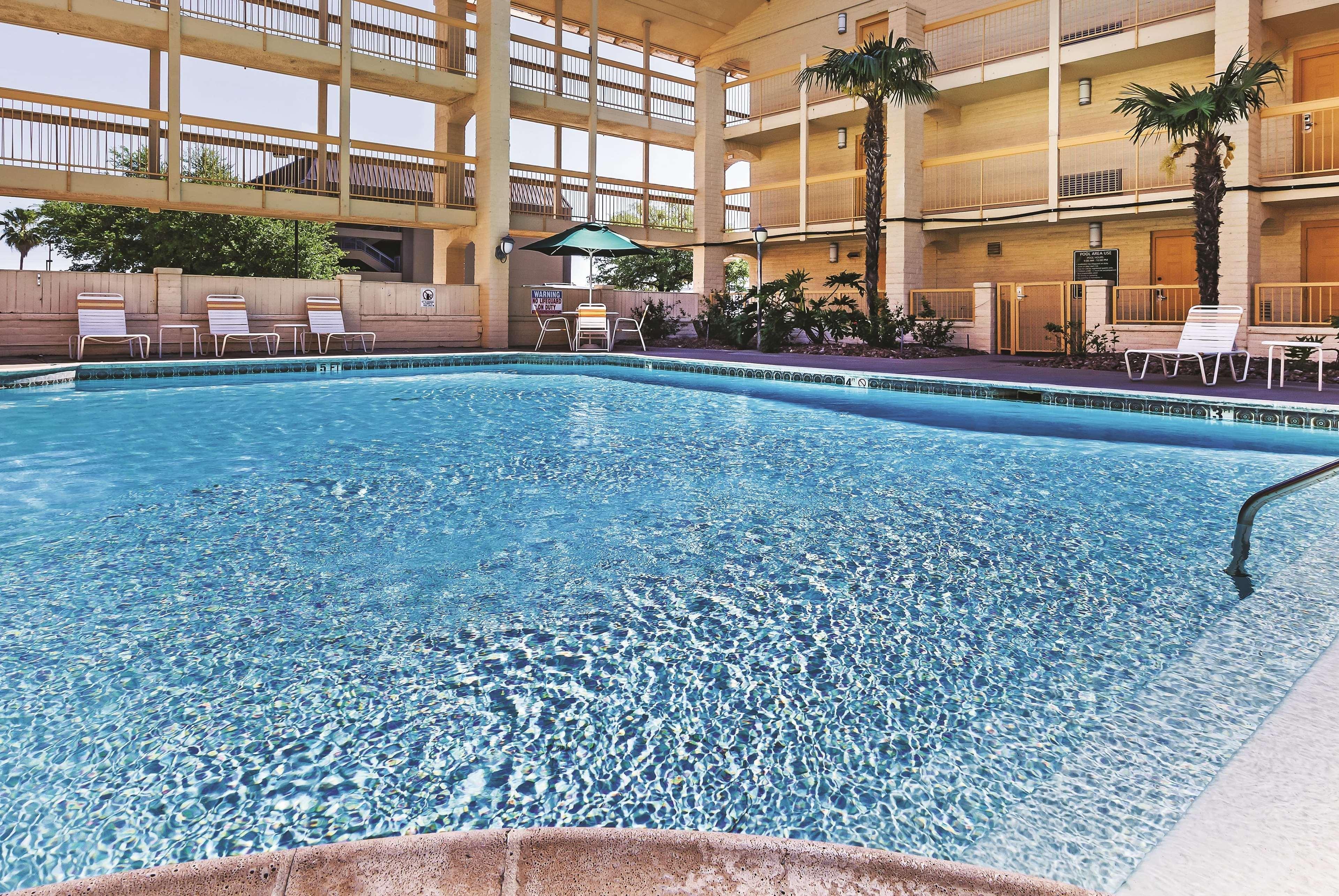Travelodge By Wyndham Houston Cy-fair 3*