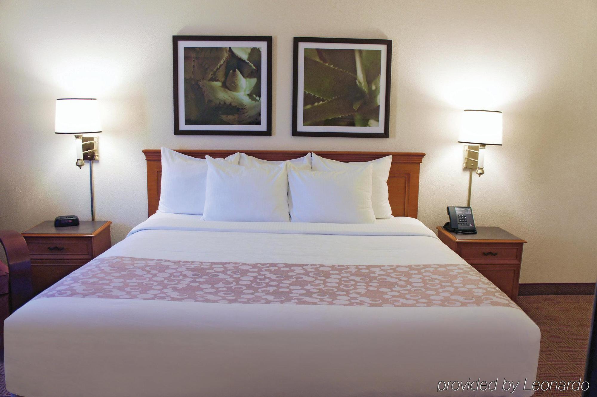 Hotel Travelodge By Wyndham Houston Cy-fair 3*