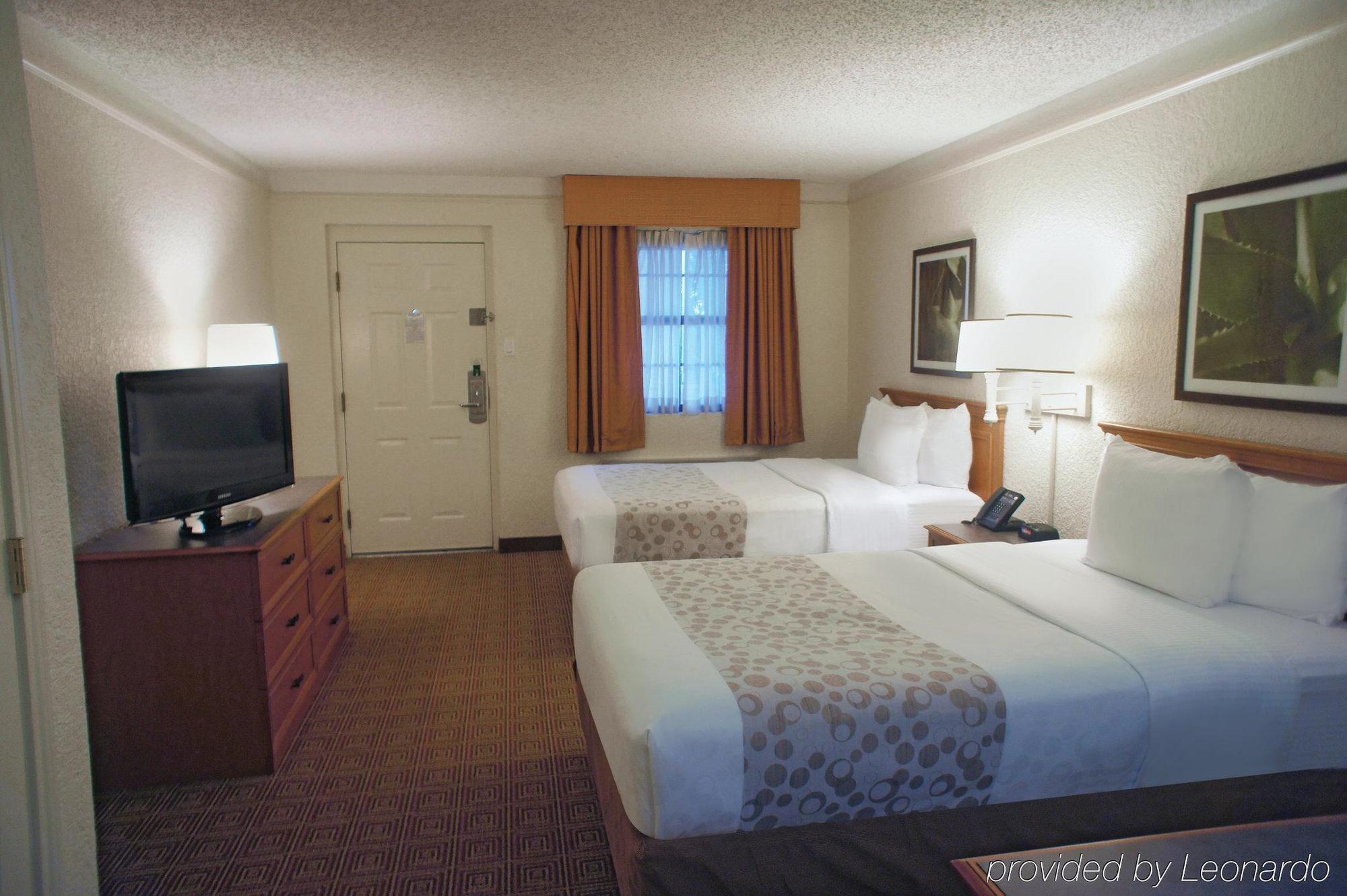 Travelodge By Wyndham Houston Cy-fair Hotel 3*