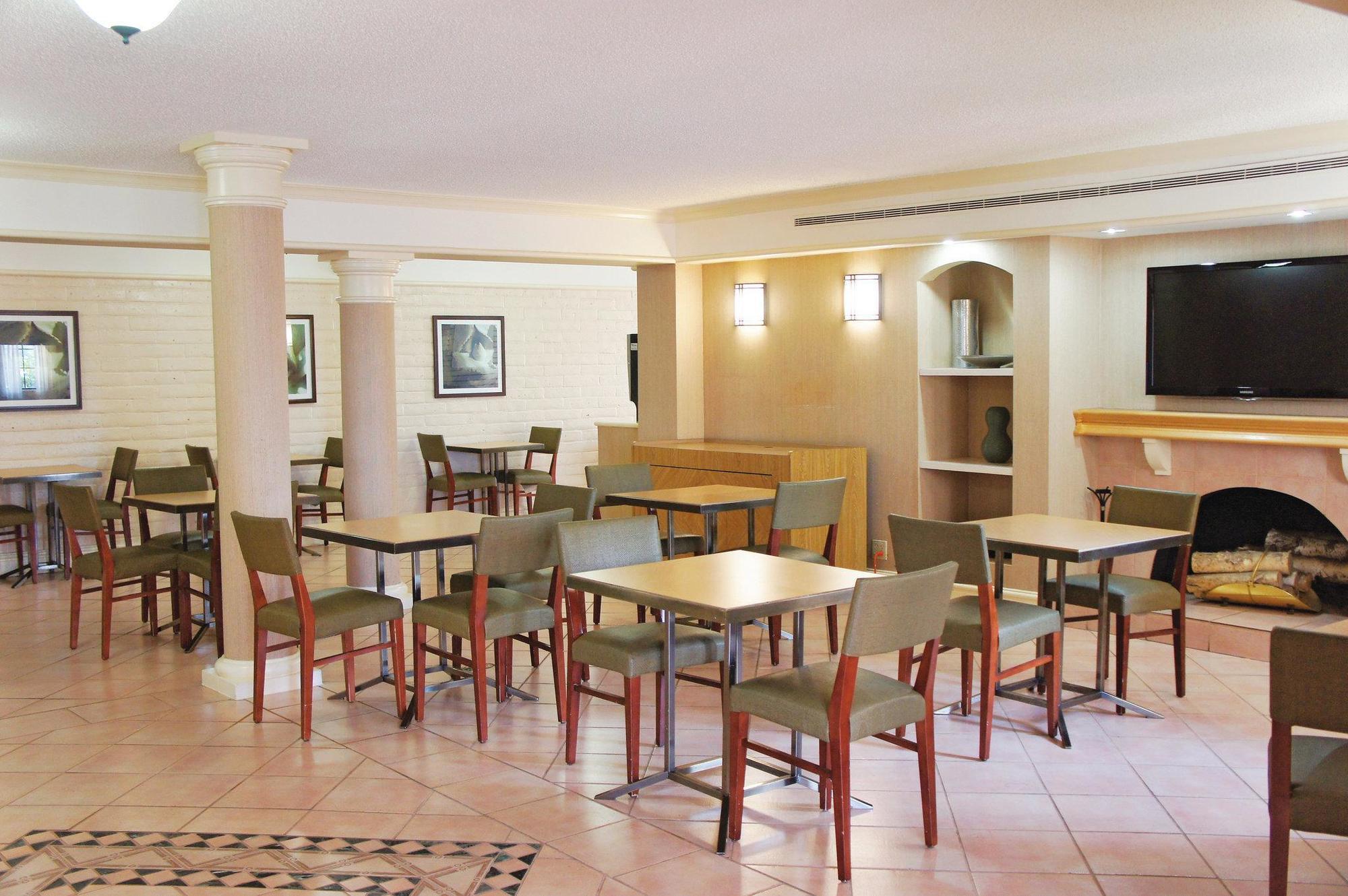 Travelodge By Wyndham Houston Cy-fair