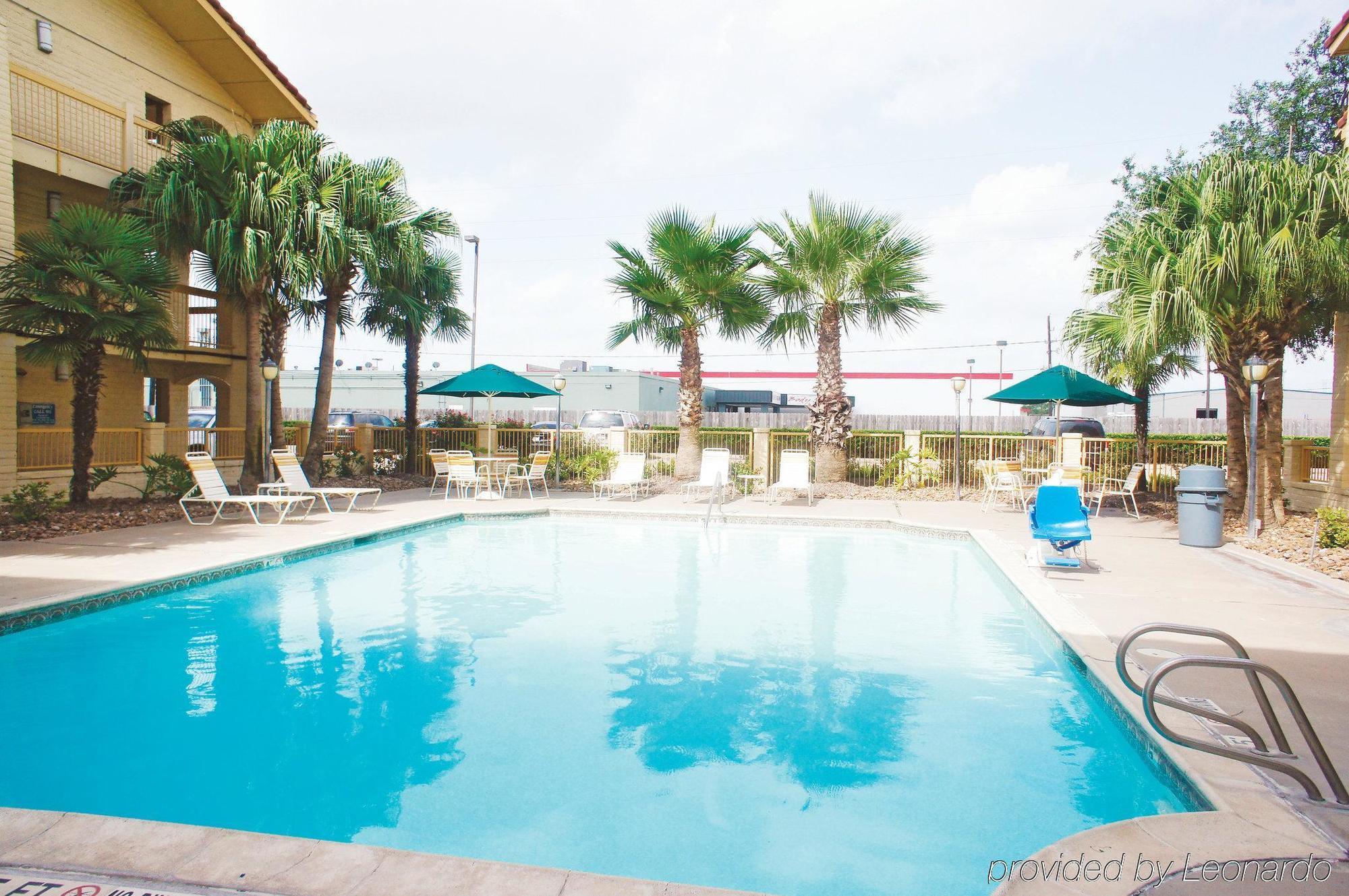 Travelodge By Wyndham Houston Cy-fair