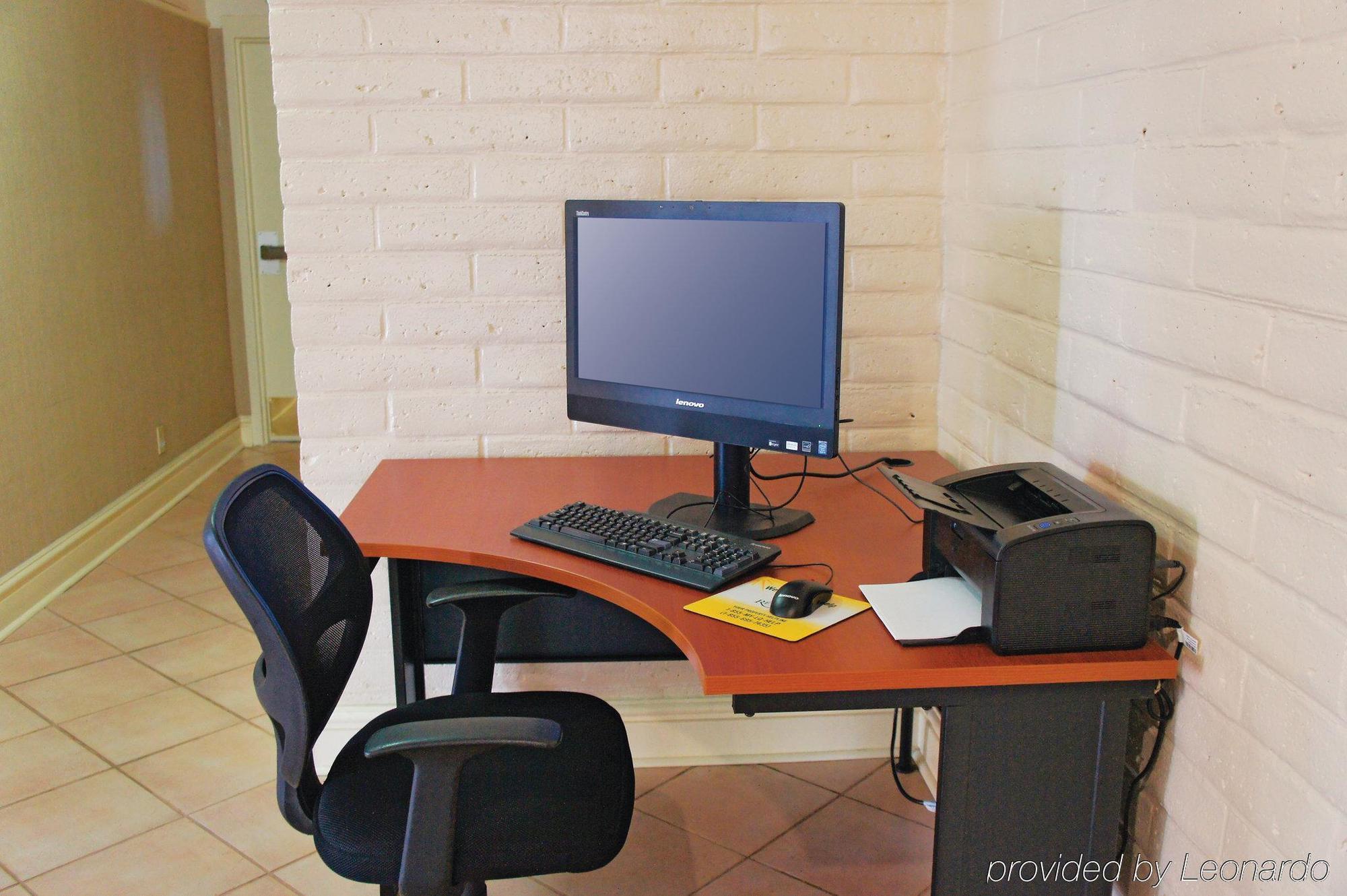 Travelodge By Wyndham Houston Cy-fair Hotel