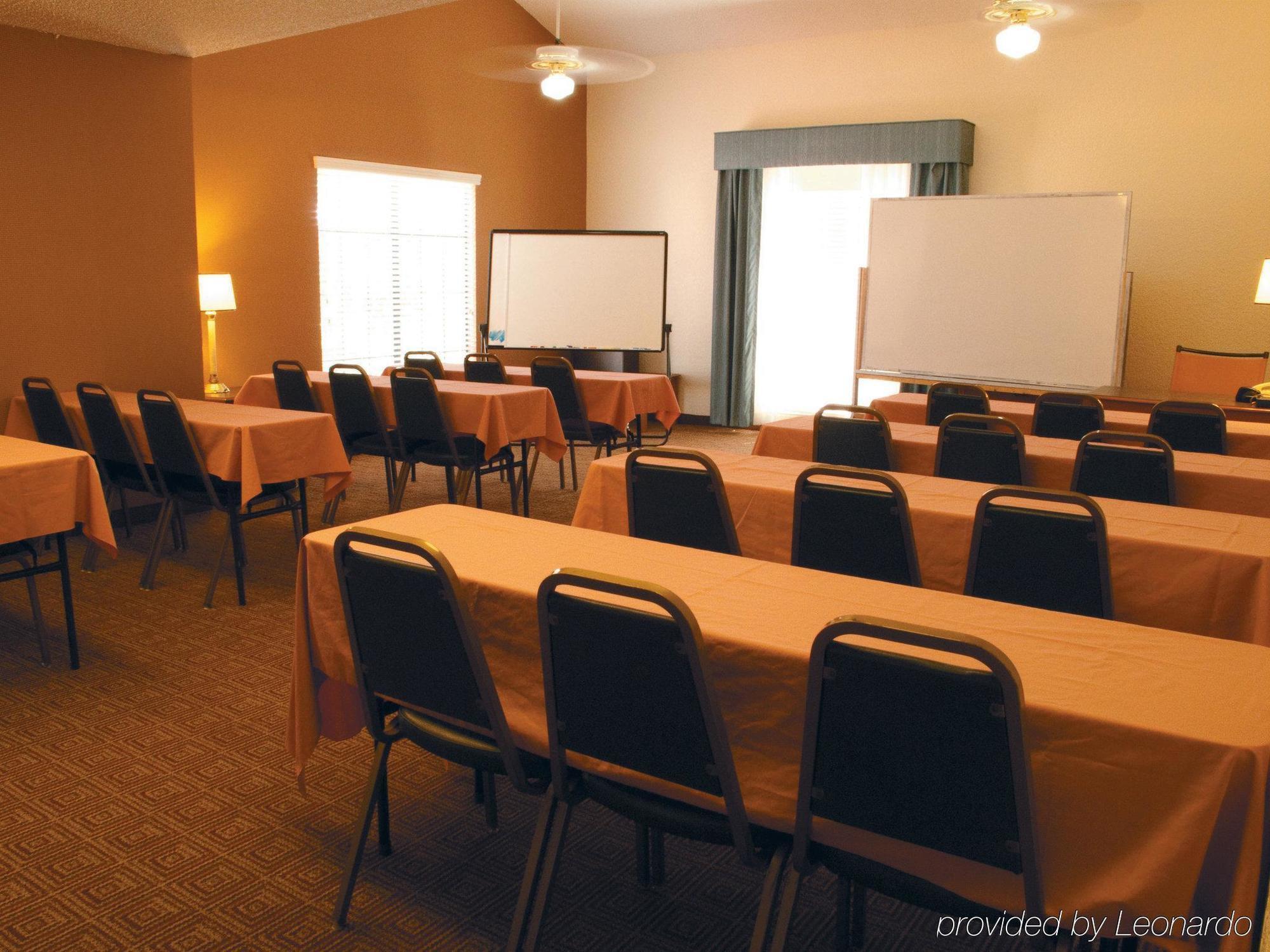 Hotel Travelodge By Wyndham Houston Cy-fair 3*